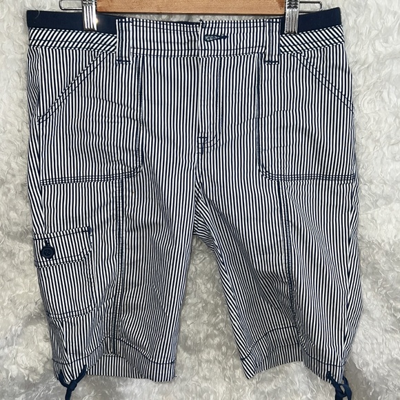 St John’s Bay Shorts Sz 6 - Picture 6 of 6